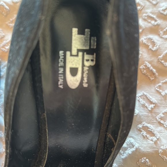 Browns heels - Picture 6 of 6